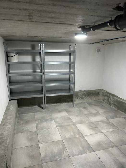 Стелаж металевий на балкон