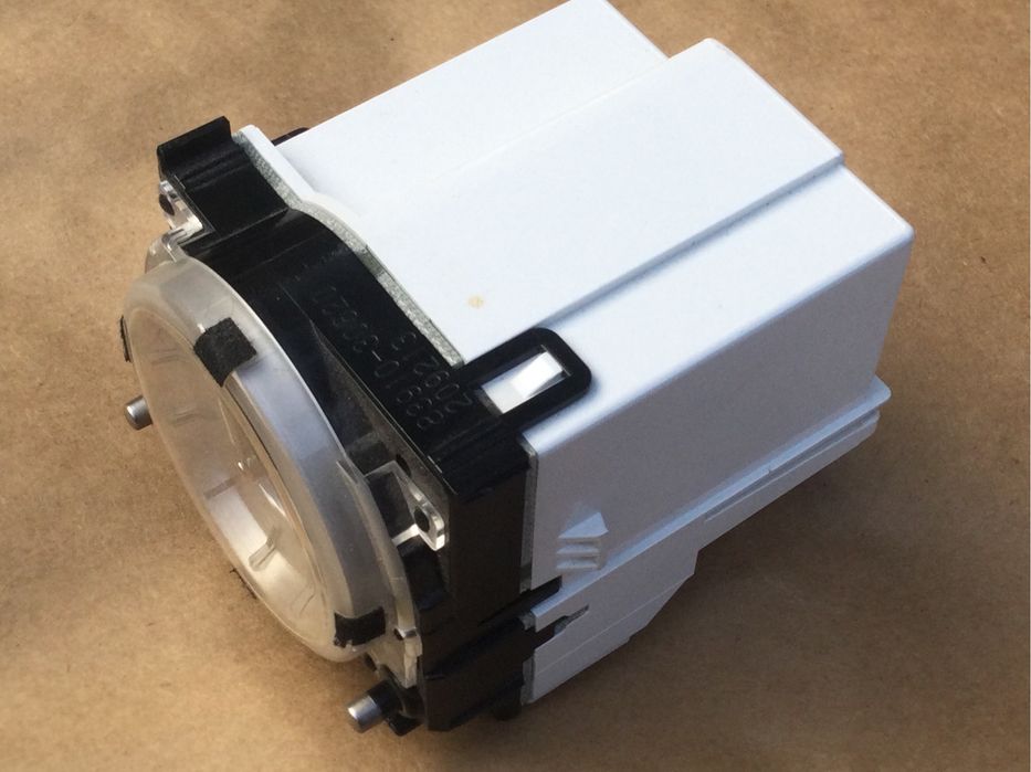 Часы автомобильные «LEXUS»