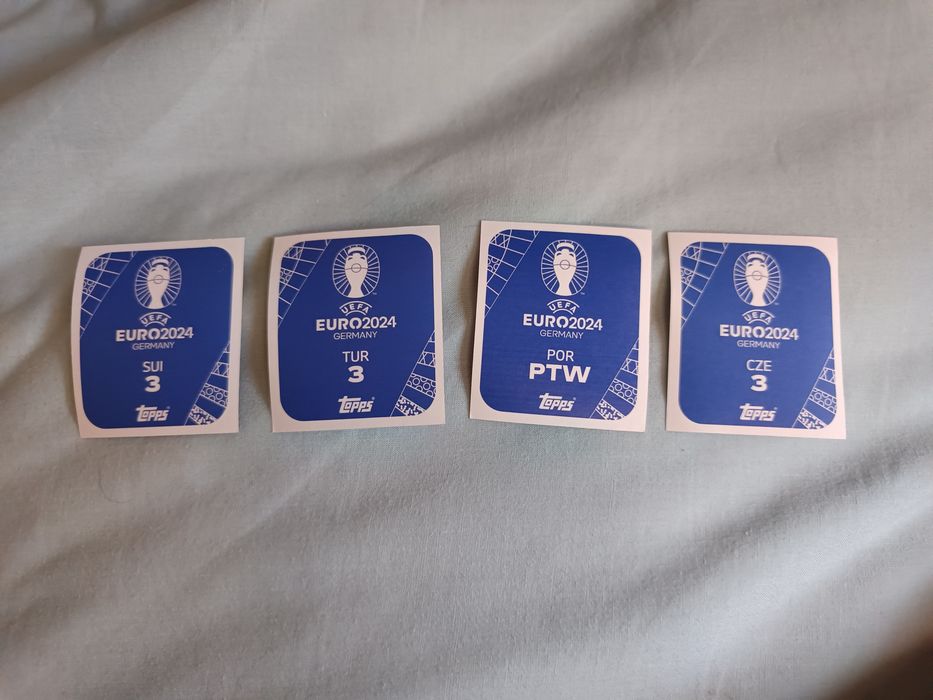 4 cromos Euro 2024 - roxos