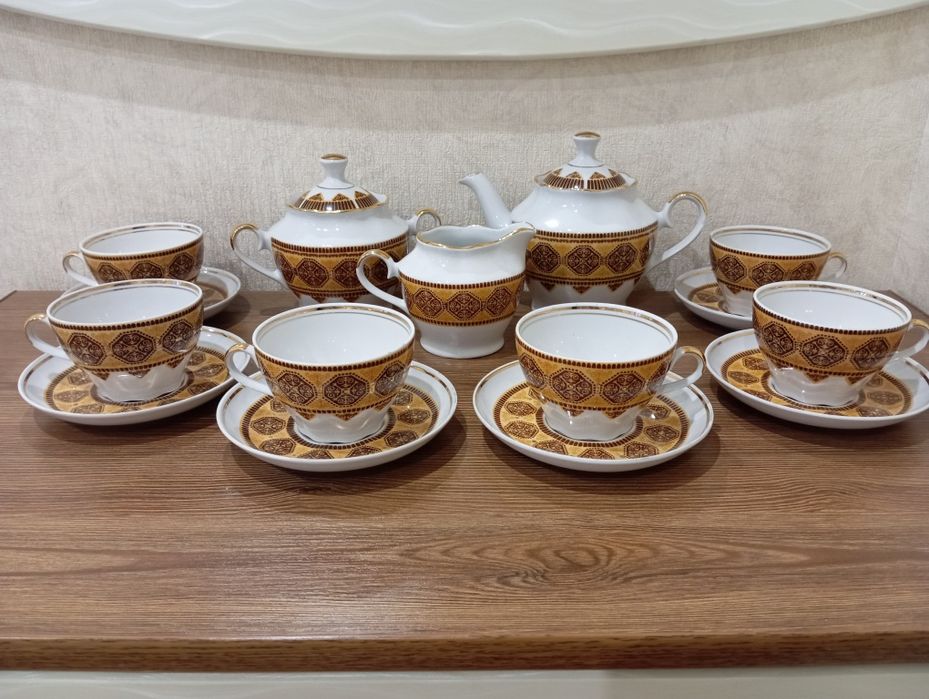 Вінтажний чайний сервіз
