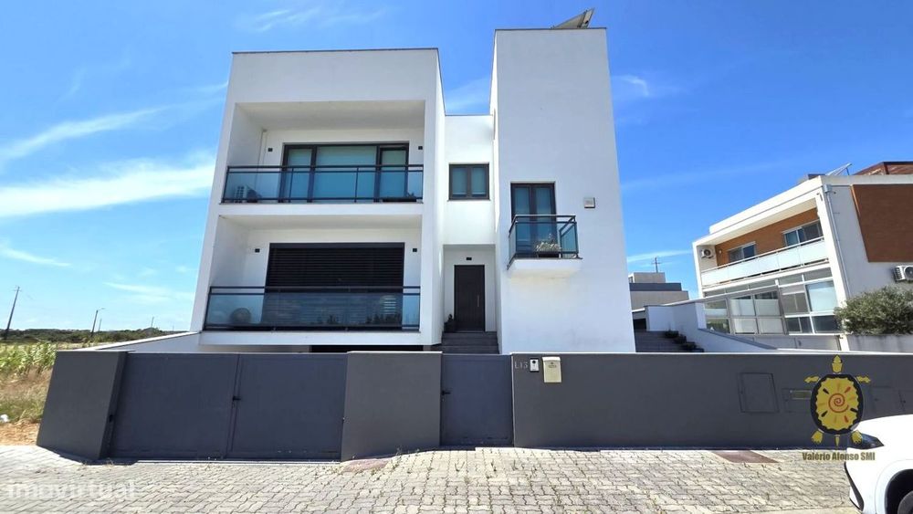 T3+1 Detached House with Ria View – Praia da Vagueira