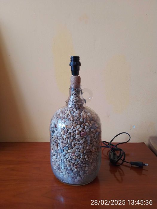 Candeeiro Garrafão com Decoração Natural