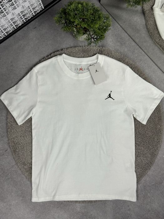 НОВІ КОЛЕКЦІЇ‼️Футболки Air Jordan 23 , принт на спині