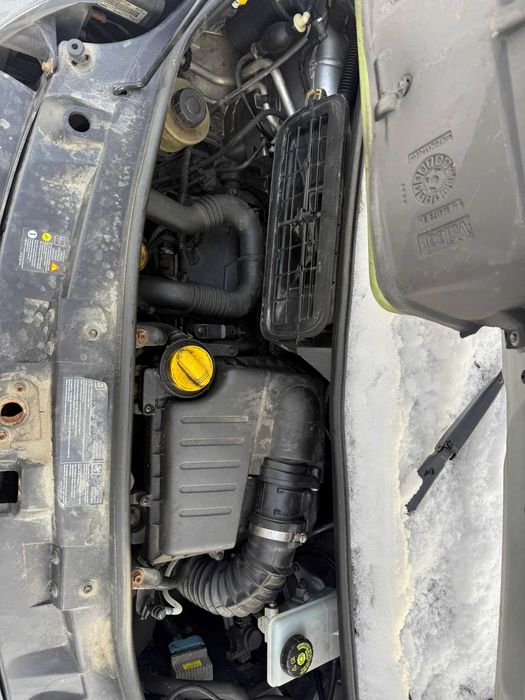 wózek tył Renault Trafic II 2012r 2.0 dci