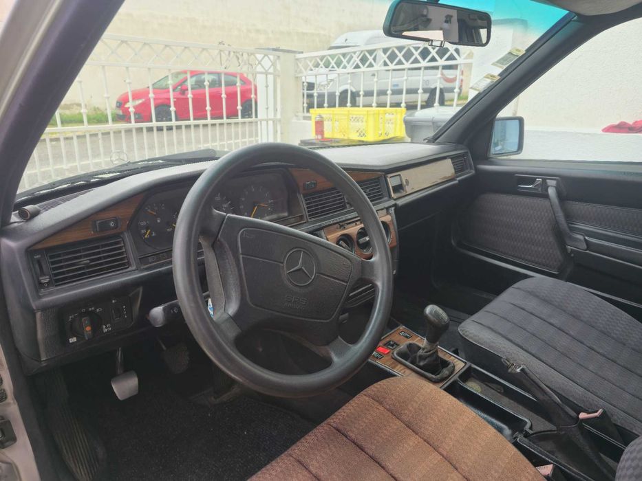 Mercedes Bens 190 D