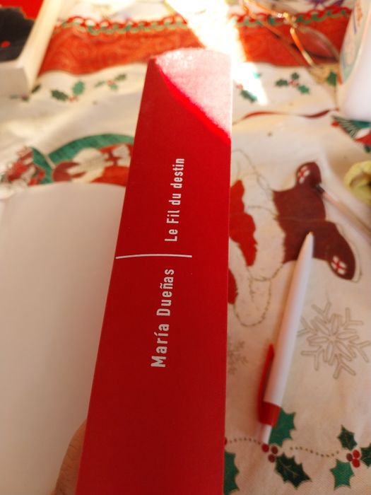 Le fil du destin. Portes incluídos.