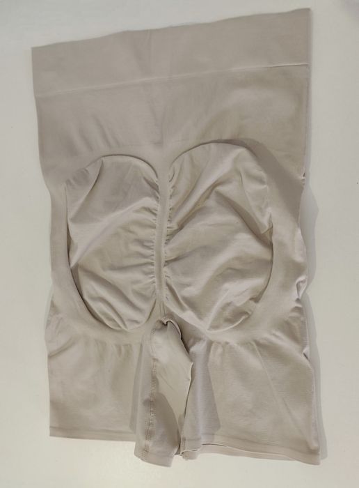 Calção modelador push up Novo tamanho M/L