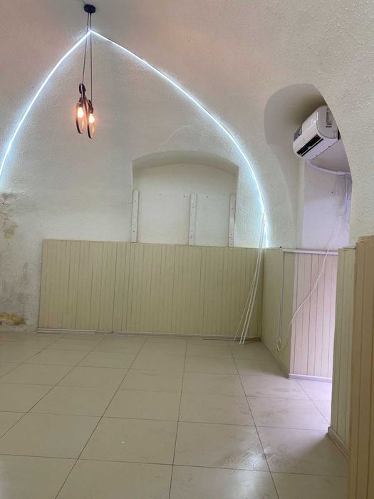Здається комерційне приміщення в центрі міста.