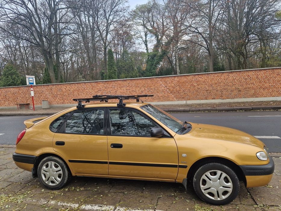 Toyota corolla 2001