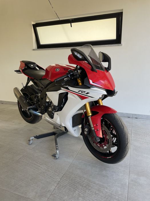 Yamaha r1 2015 2016