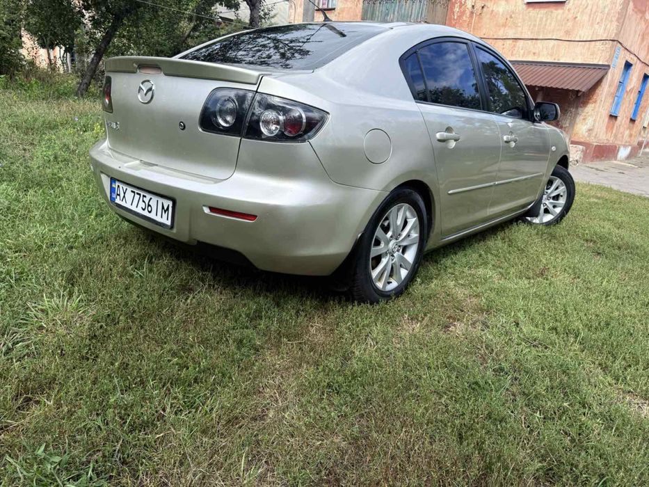 Продам гарний надійний автомобіль