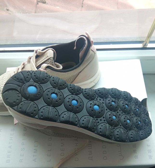 Buty sportowe Geox 36