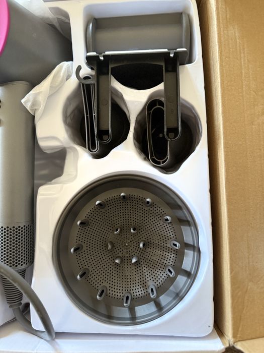 Фен для волос з диффузором