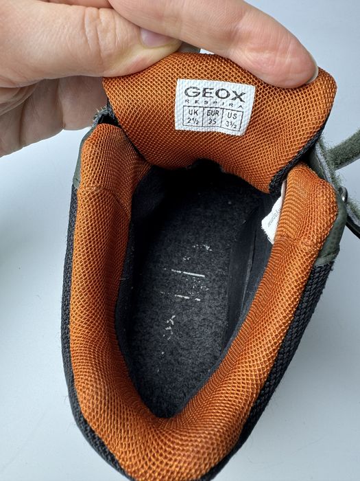 35р. Демісезонні черевики Geox для хлопчика