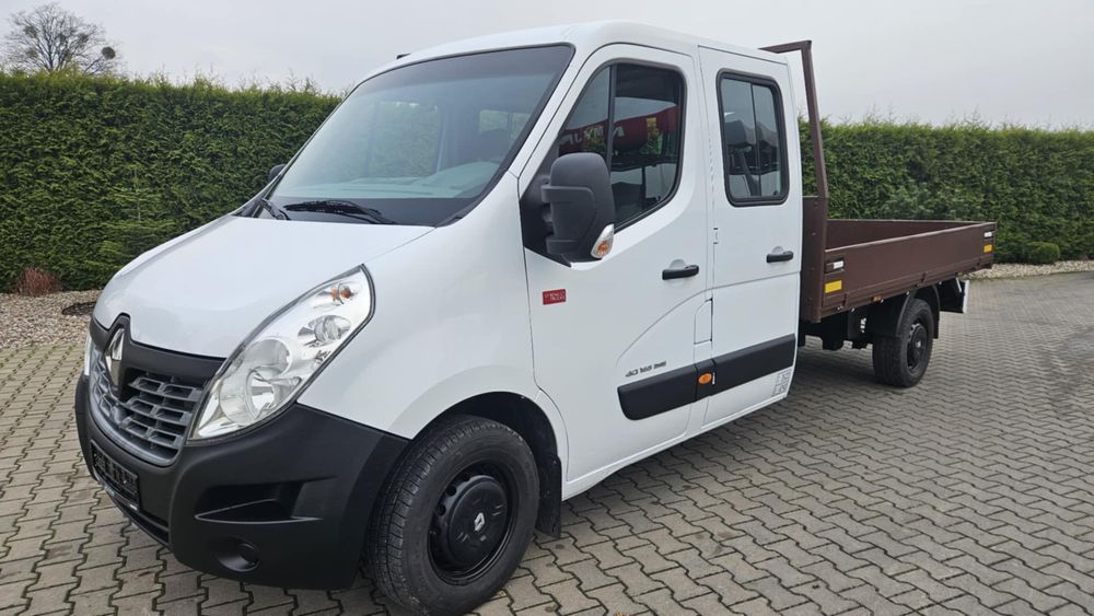 Renault Master  Zarejestrowany w kraju 1 właściciel 7 osób