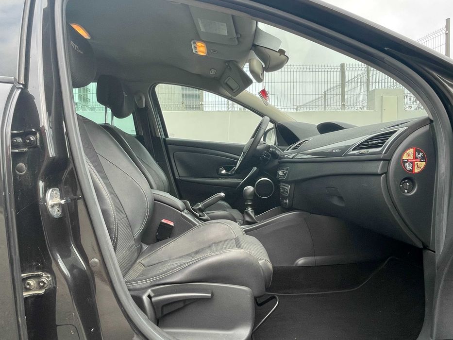 Renault Megane 1.5 DCI 110cv NACIONAL poucos km
