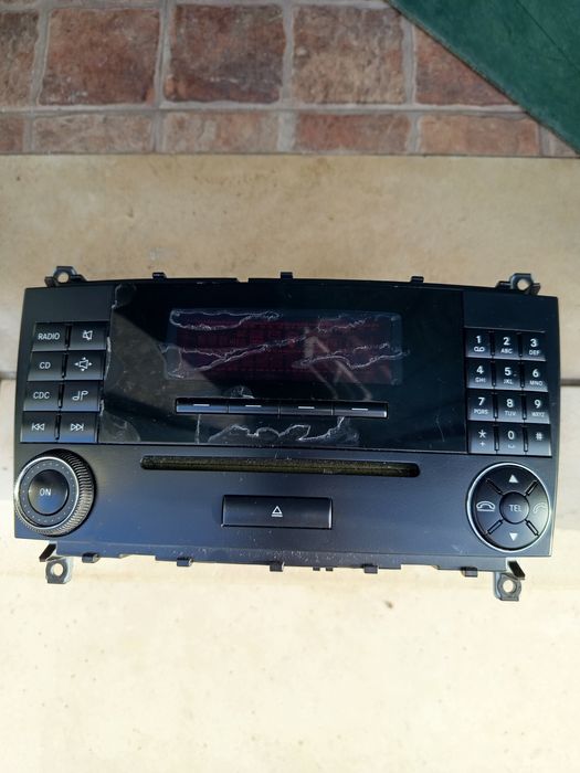 Rádio Mercedes c220 w203