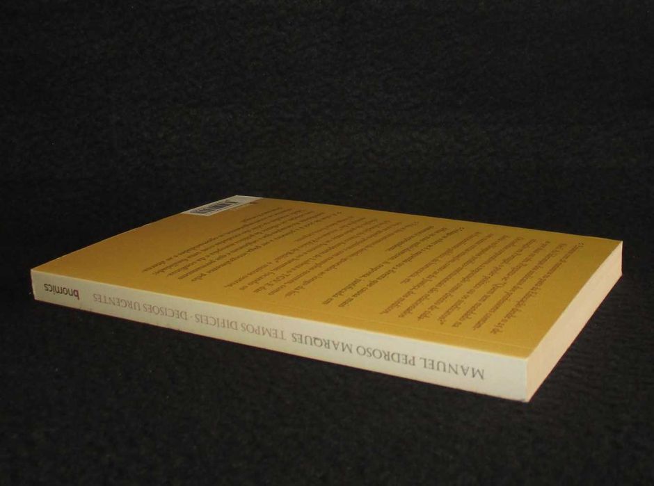 Livro Tempos Difíceis Decisões Urgentes Manuel P. Marques Autografado