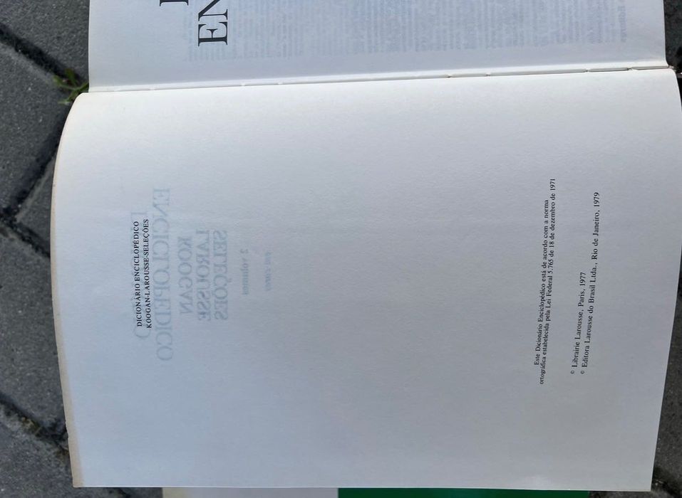 Dicionário Enciclopédico Koogan Larousse Seleções3 Volume3ª Edição1980