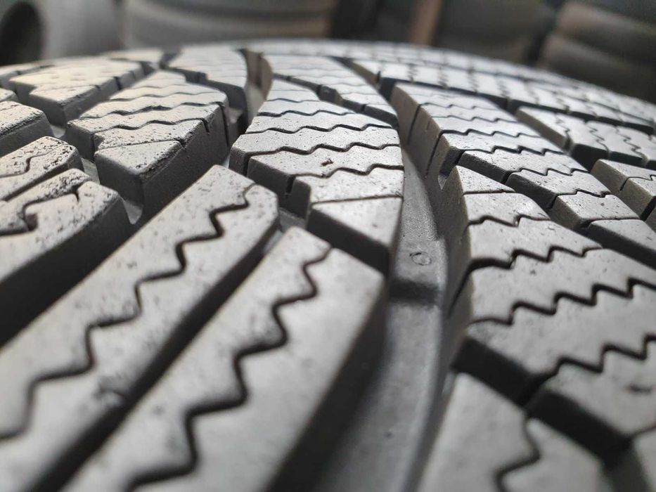 4x Firestone  Winterhawk 4 215/55r17   7,8mm