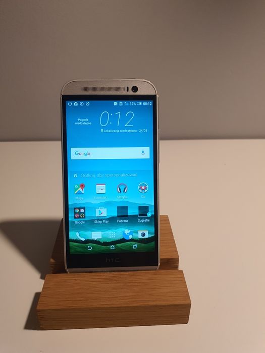 HTC M8 - pełen zestaw + słuchawki HTC + dodatkowa bateria i złącze ładowania