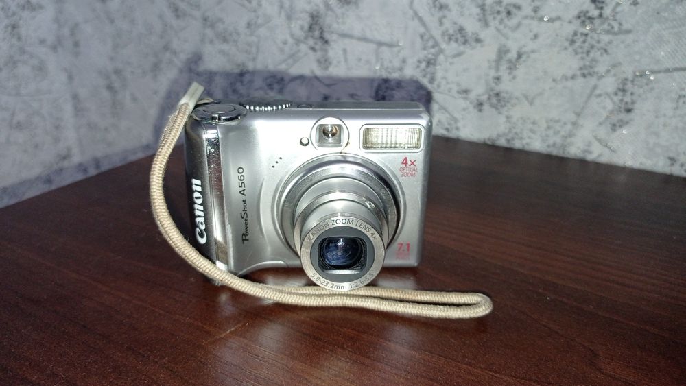 Фотоапарат Canon PowerShot A560