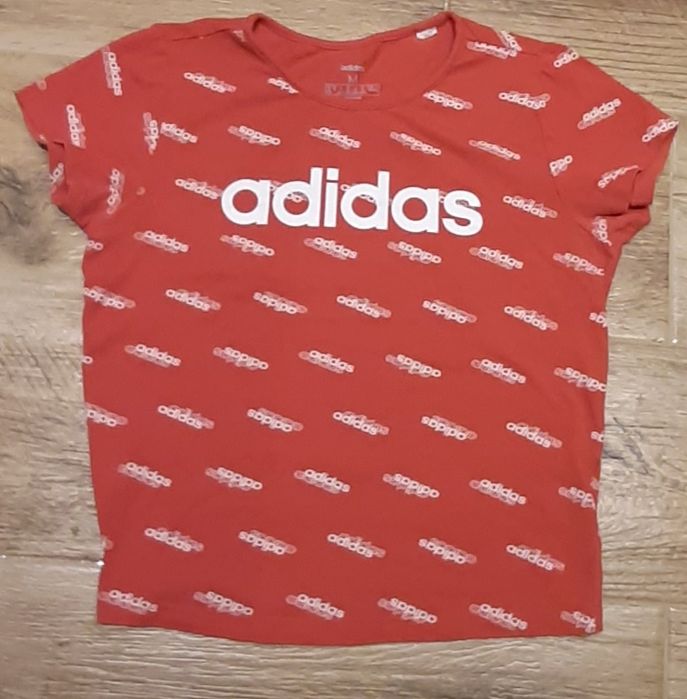 T-Shirt Adidas czerwony z białymi logo