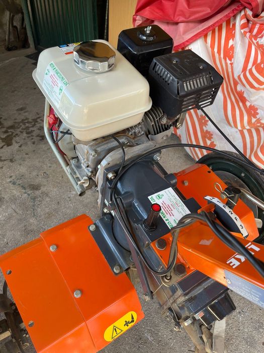 Motocultivador Gx 200 ano 2009 como novo