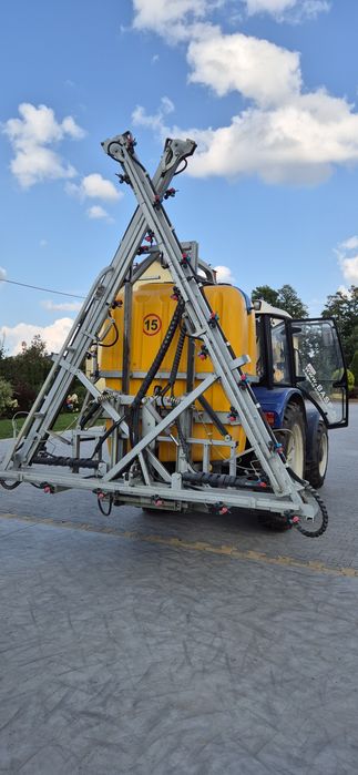 Opryskiwacz zawieszany Jarmet 1200 l Piękny stan