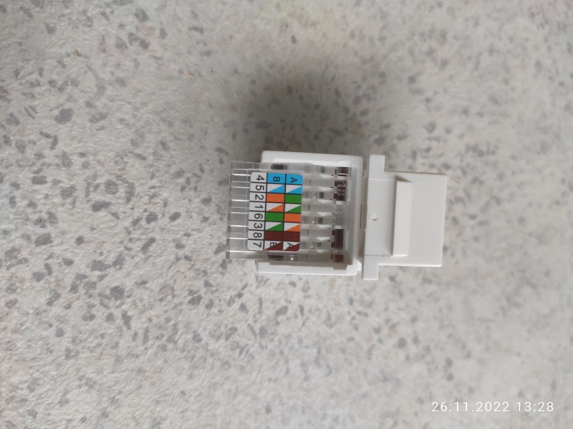 Кабеля и гнезда RJ45 и телефонные RJ12, RJ11: 30 грн. - Комплектуючі та ...