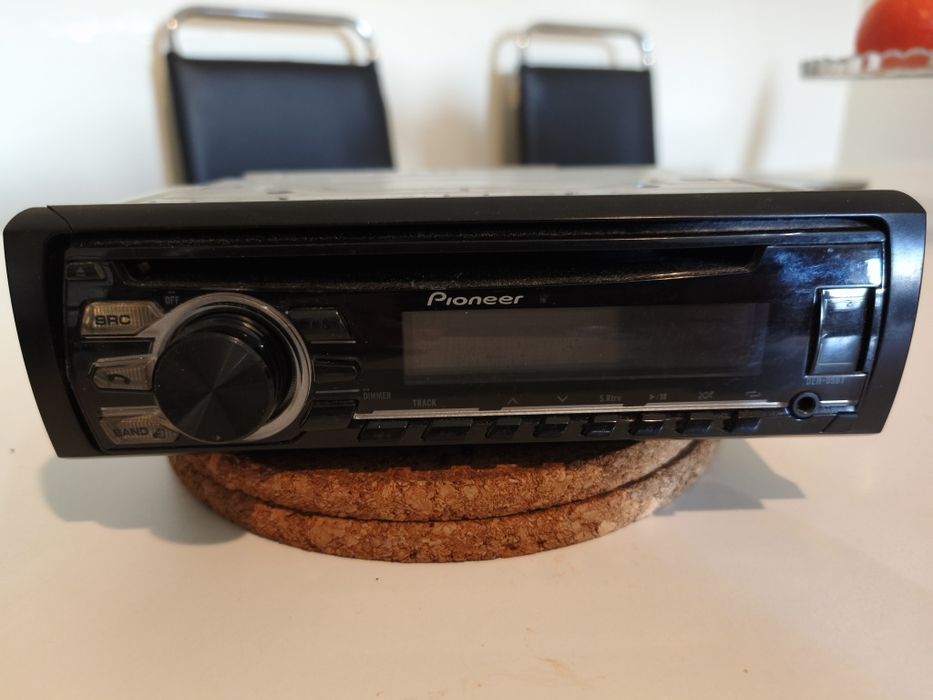 Vendo Auto-radio Pionner BT-09 e colunas