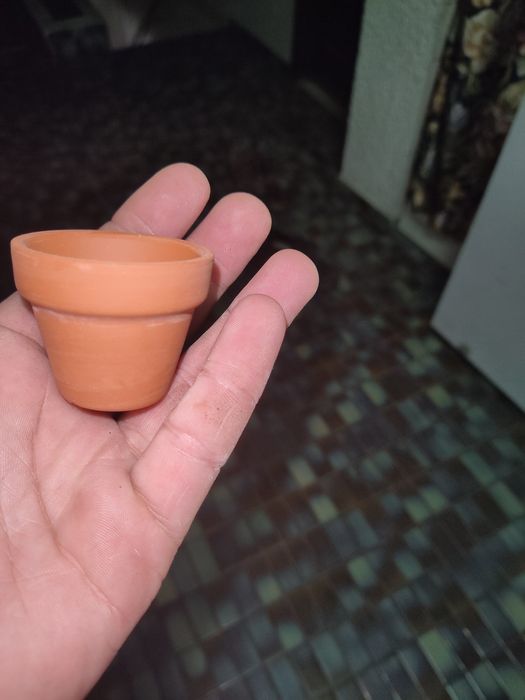 Vasos de argila  reutilizáveis  (20 Vasos)