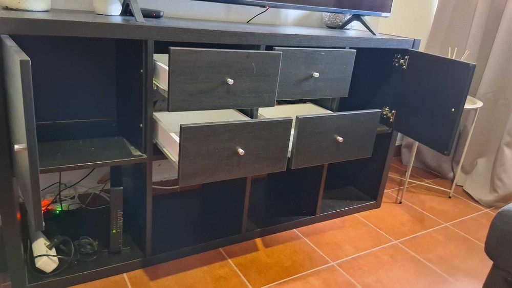 vemdo movel modelo ikea, usado em bom estado