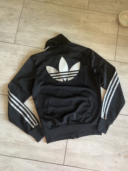Oryginalna bliza adidas