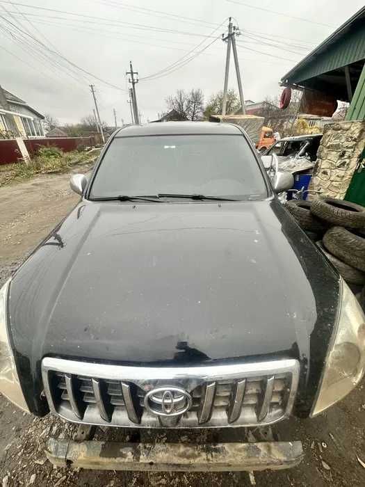Капот на авто Toyota Lend Cruiser Prado 120