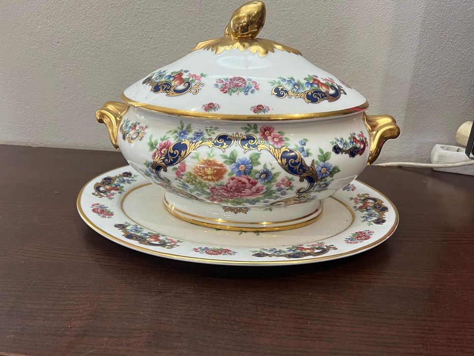 Terrina de porcelana