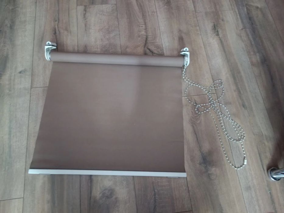 Roleta okienna zaciemniająca