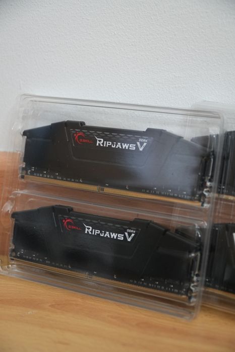 Memórias RAM G.Skill Ripjaws V DDR4 64GB (2x32GB) 3200MHz CL16 – F4-3200C16D-32GVK