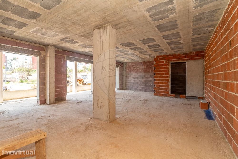 Apartamento T4 para venda