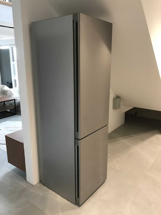 Холодильник двохкамерний Liebherr KGNsd 57Vc03,тихий,вмісткий,доставка