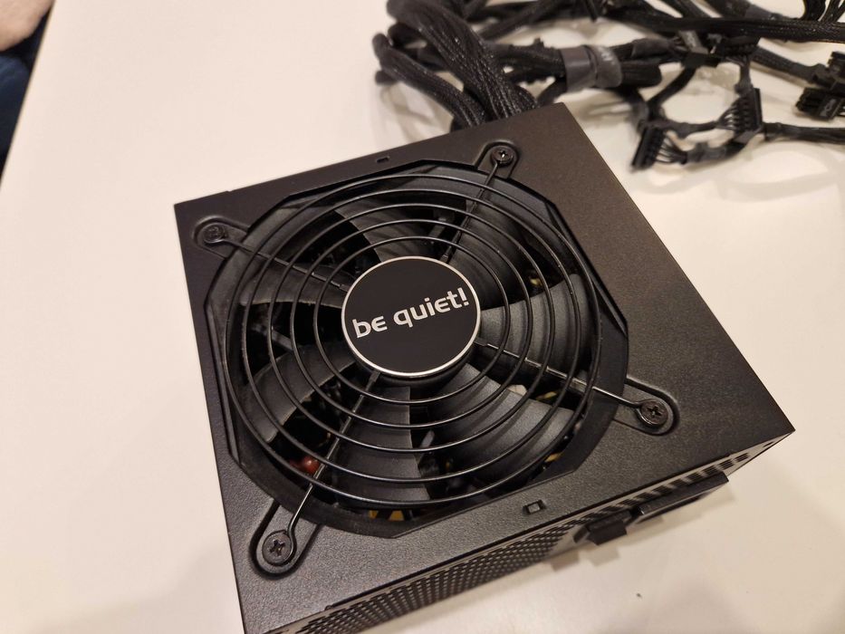 Zasilacz be quiet! SYSTEM POWER 9 700W – jak nowy!