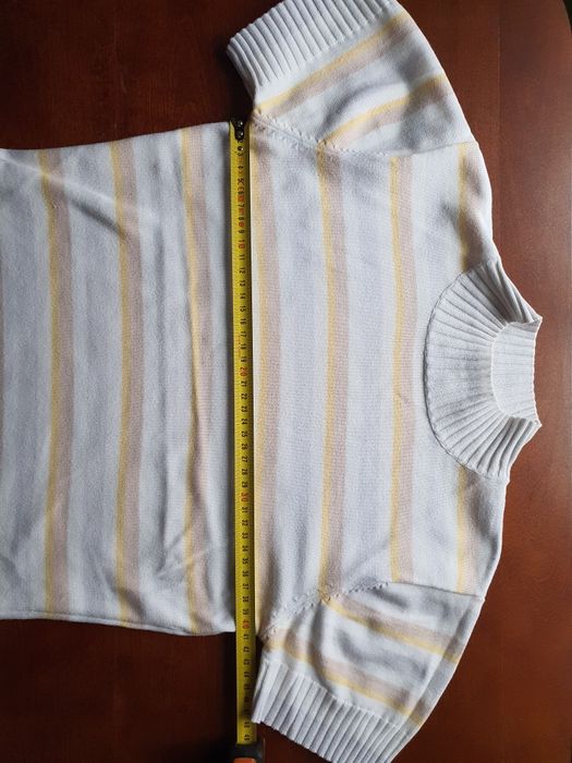 Półgolf sweterek pastelowy Quiosque rozm. S z krótkim rękawem w paski