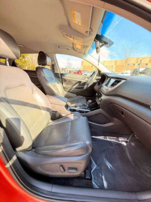 Hyundai Tucson Limited      2016