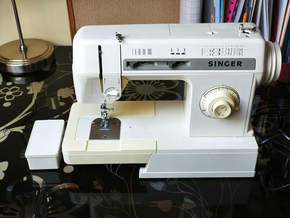 [Excelente estado, quase nova] Máquina Costura Singer 2515c