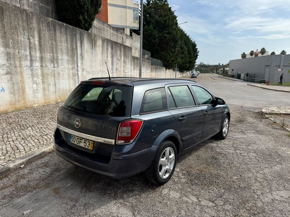 Opel astra 1.3 cdti — photo 3