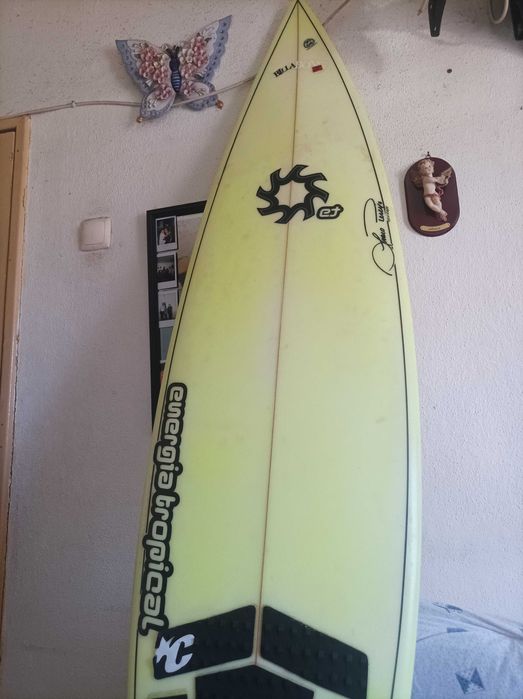 Prancha de surf energia tropical autografada