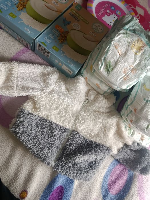 Artigos de bebê menina