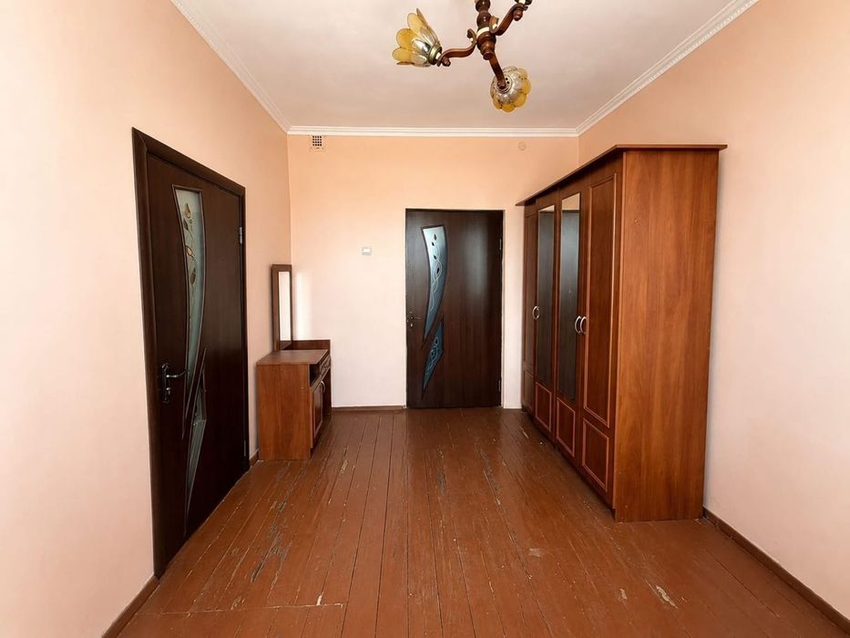 Продаж цегляного будинку у Дрогобичі