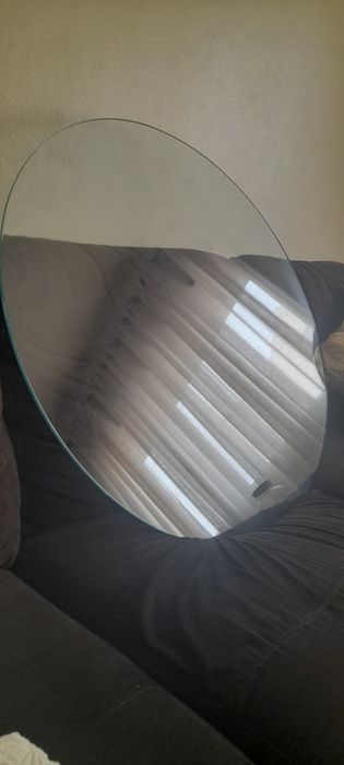 Round Table Glass64738136657538121