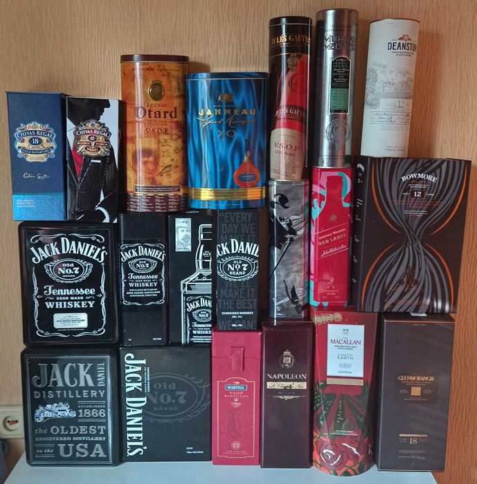 Коробка жестяная упаковка подарочный тубус